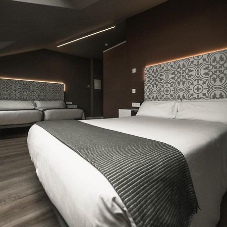 Rener Hotel Los Campones Gijón Esterno foto