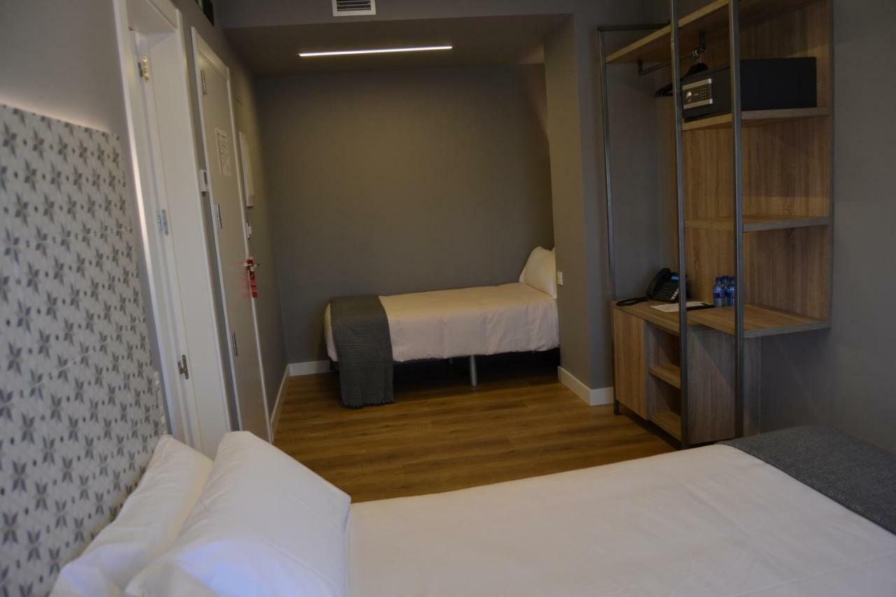 Rener Hotel Los Campones Gijón Esterno foto